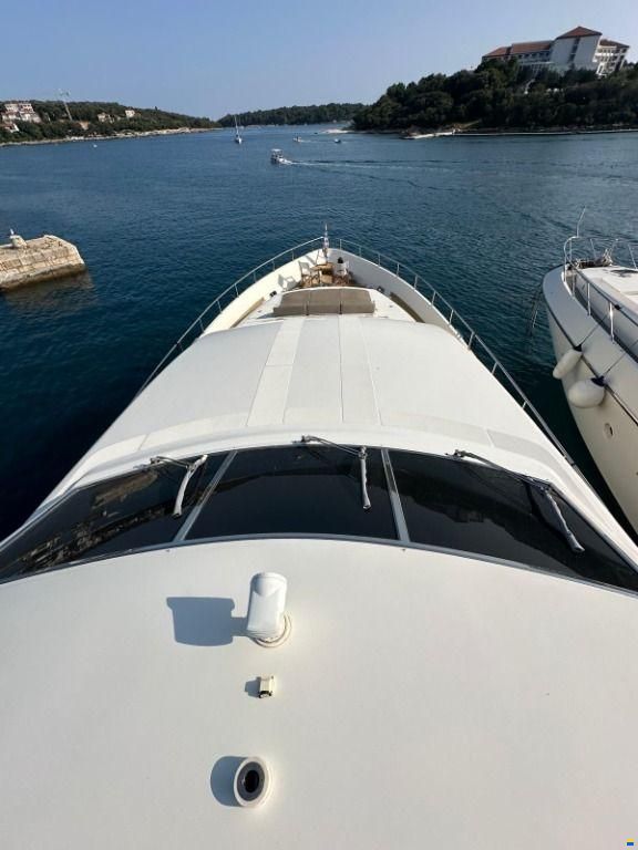 Ferretti CUSTOM LINE 94 - scafo #20