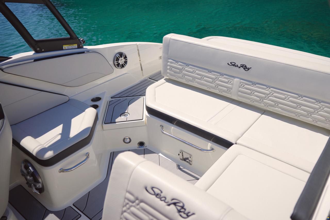 Sea Ray SPX 210 Europe