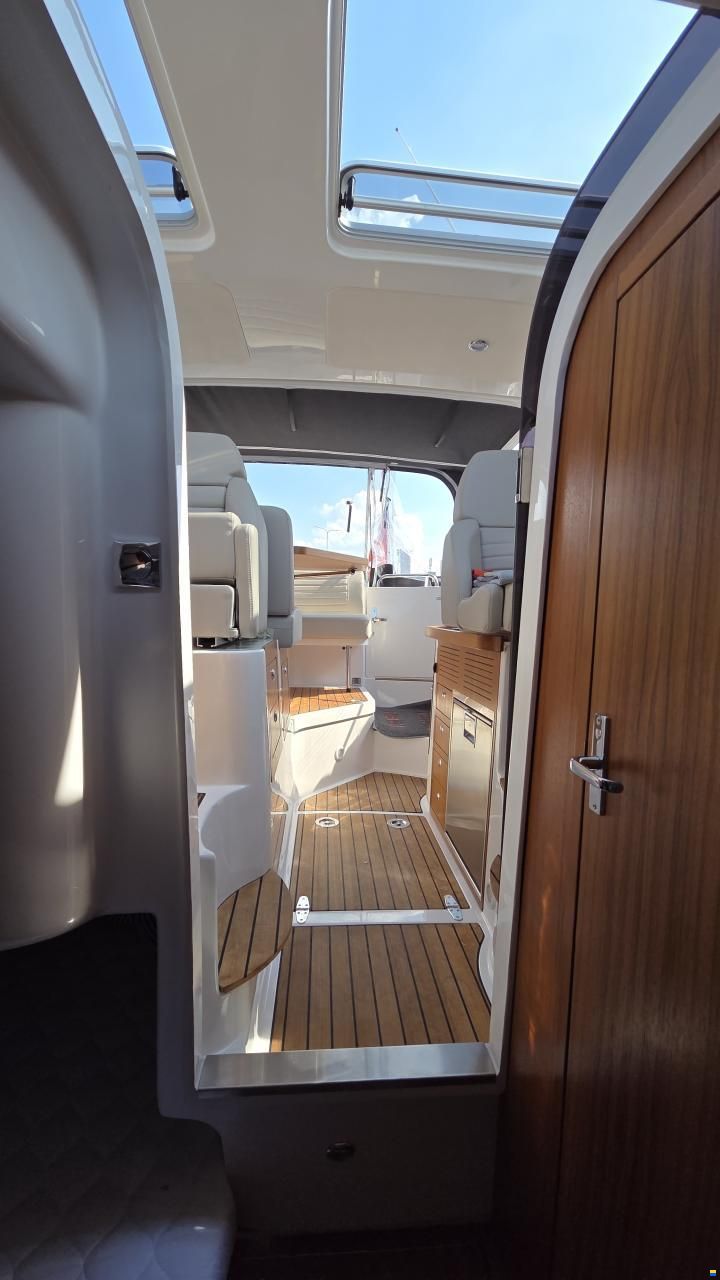 Aquador 28 HT