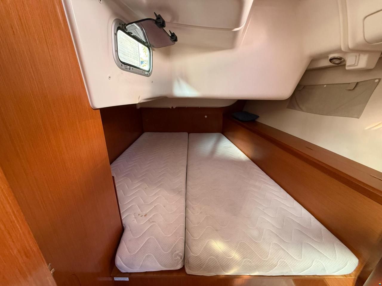 Beneteau Oceanis 40