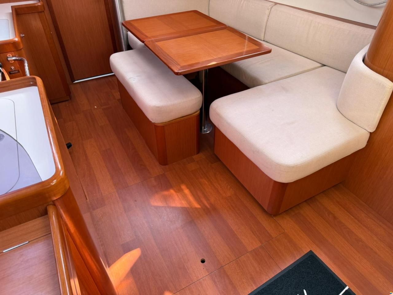 Beneteau Oceanis 40