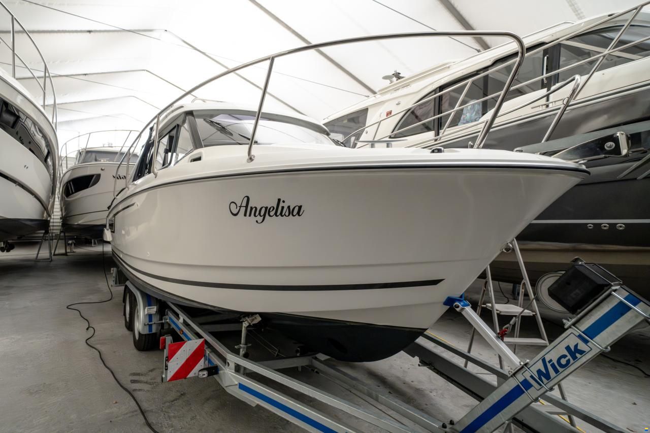 Jeanneau Merry Fisher 795