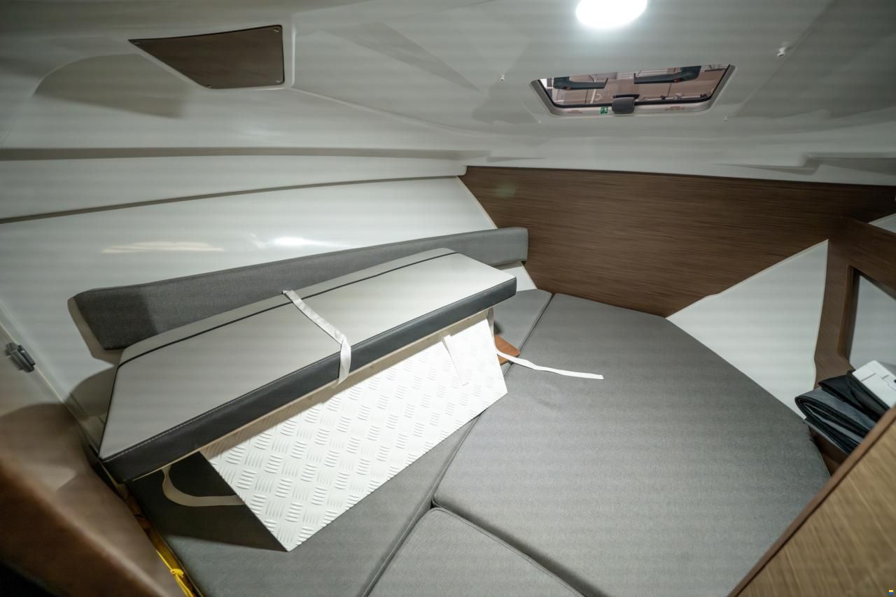 Jeanneau Merry Fisher 795