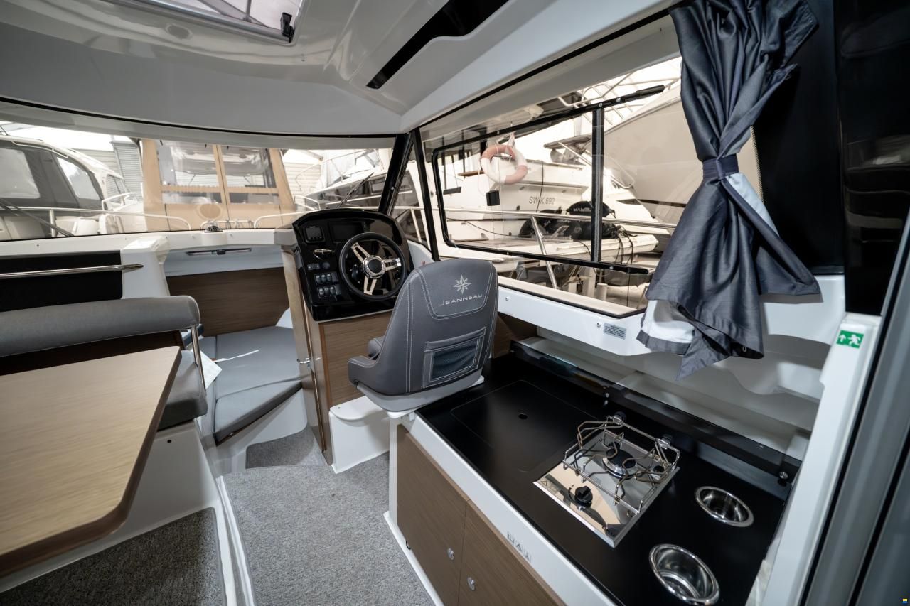 Jeanneau Merry Fisher 795