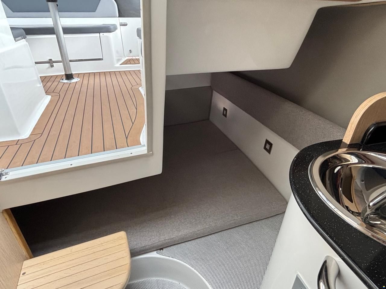 Saver 690 Cabin mit Mercury F150 BSOII