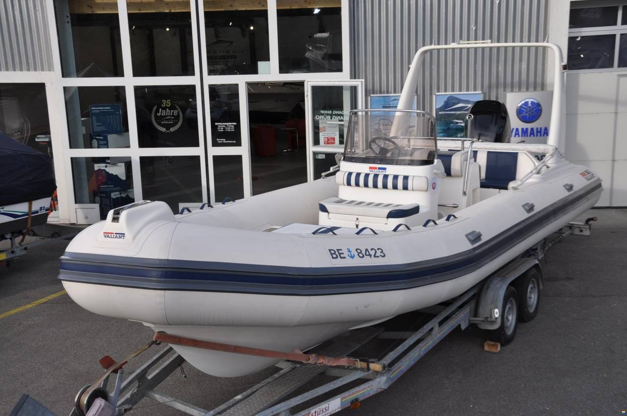 Valiant 750 Cruiser