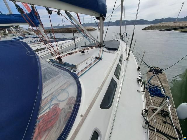 Jeanneau Sun Odyssey 43