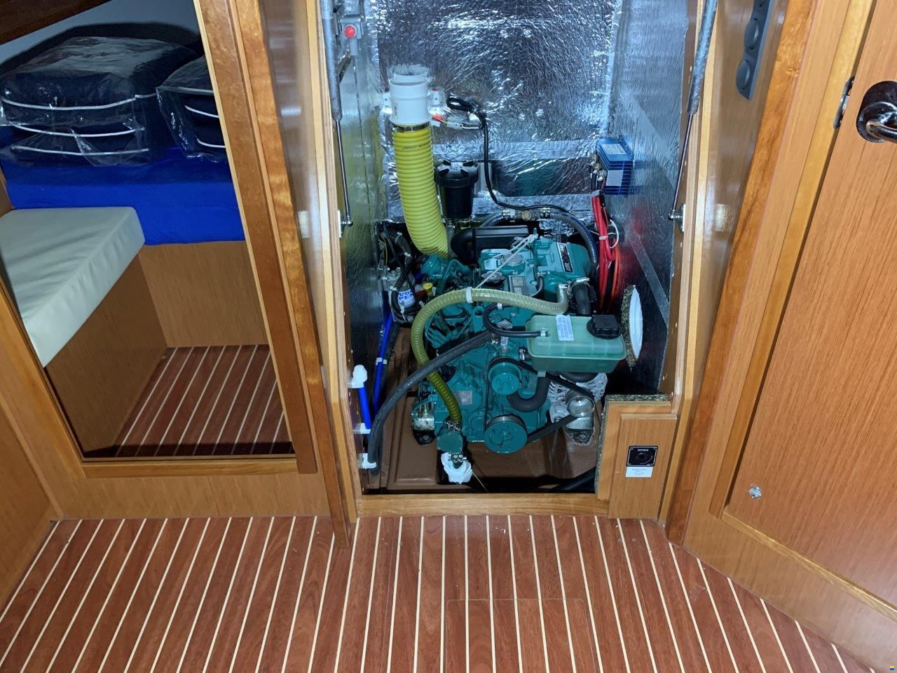 Bavaria Cruiser 36