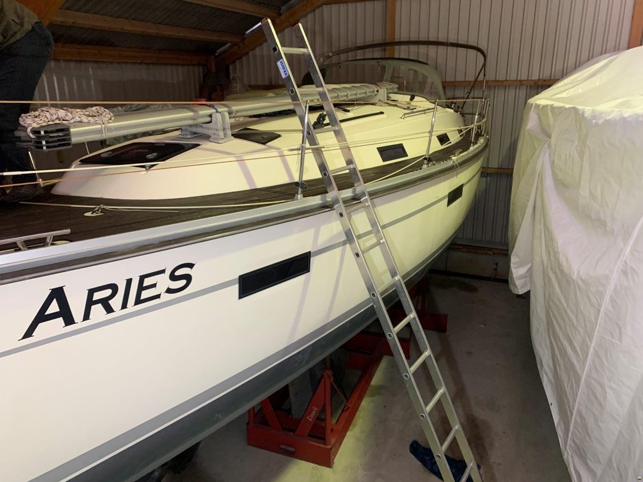 Bavaria Cruiser 36