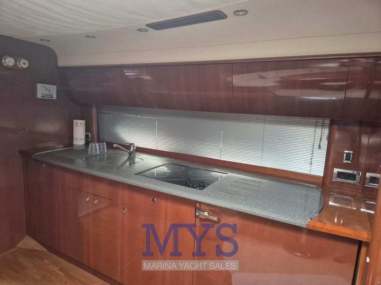 Princess V 58 HT