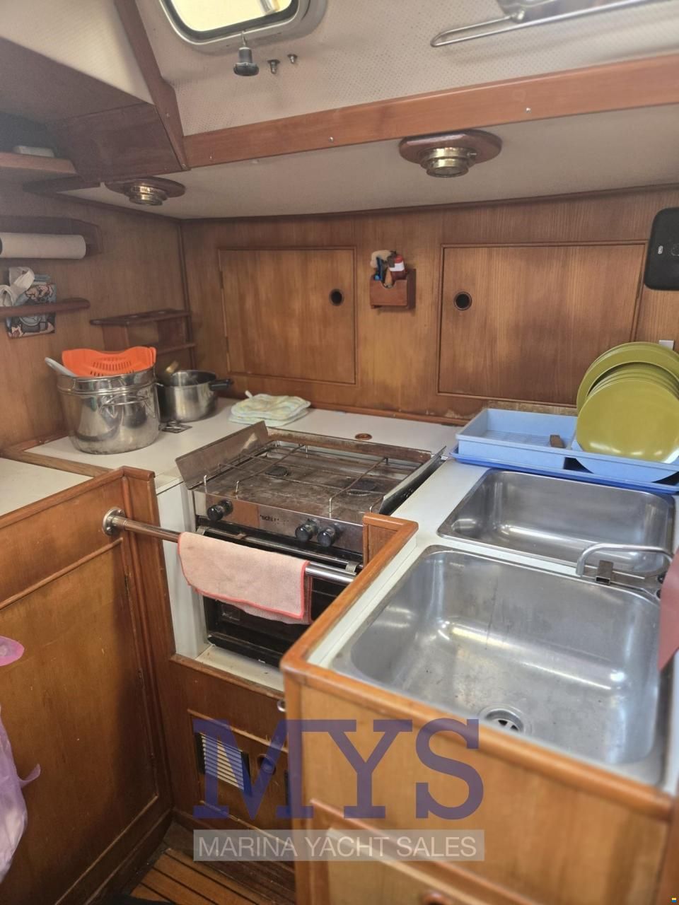 Oyster Heritage 37'