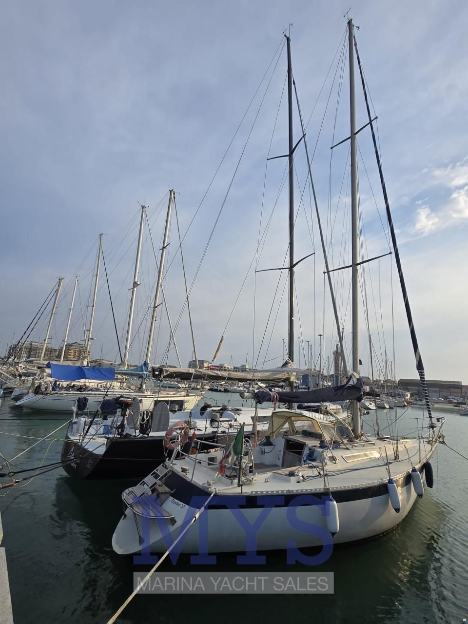 Oyster Heritage 37'
