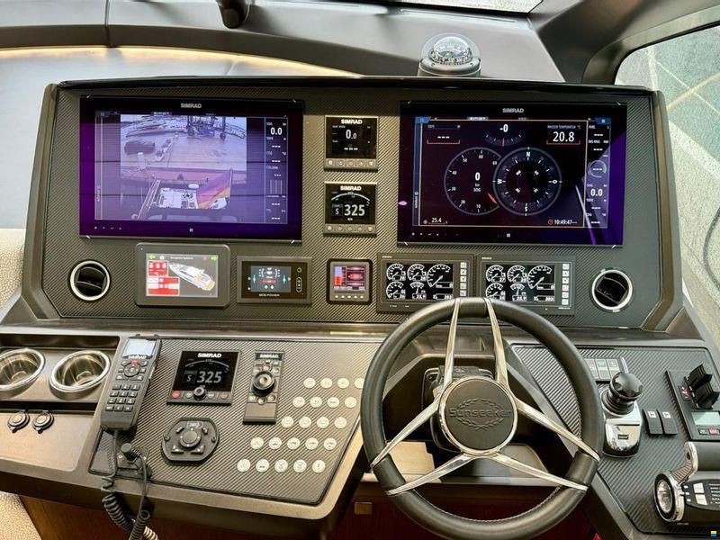 Sunseeker 74 Sport Yacht