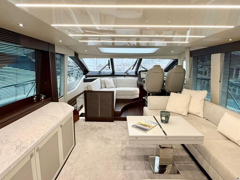 Sunseeker 74 Sport Yacht