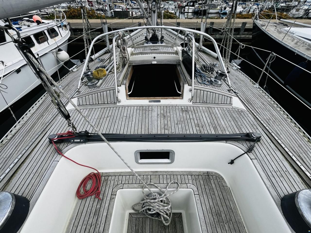Sweden Yachts C41