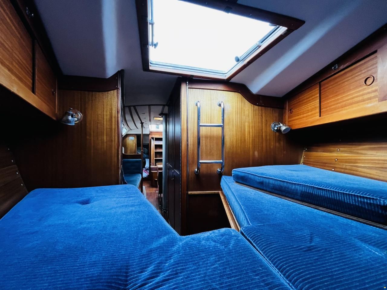 Sweden Yachts C41