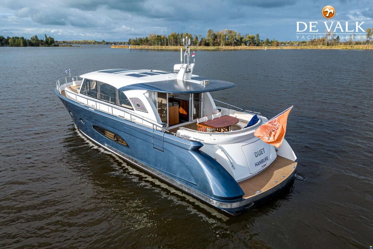 Holterman & De Vries 53 Commander