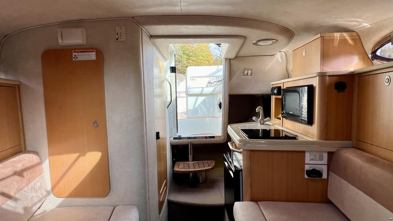 Sea Ray 255 Sundancer