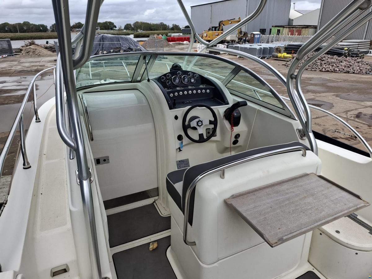 RANCRAFT RM-Yacht Ranieri RV-25 Console
