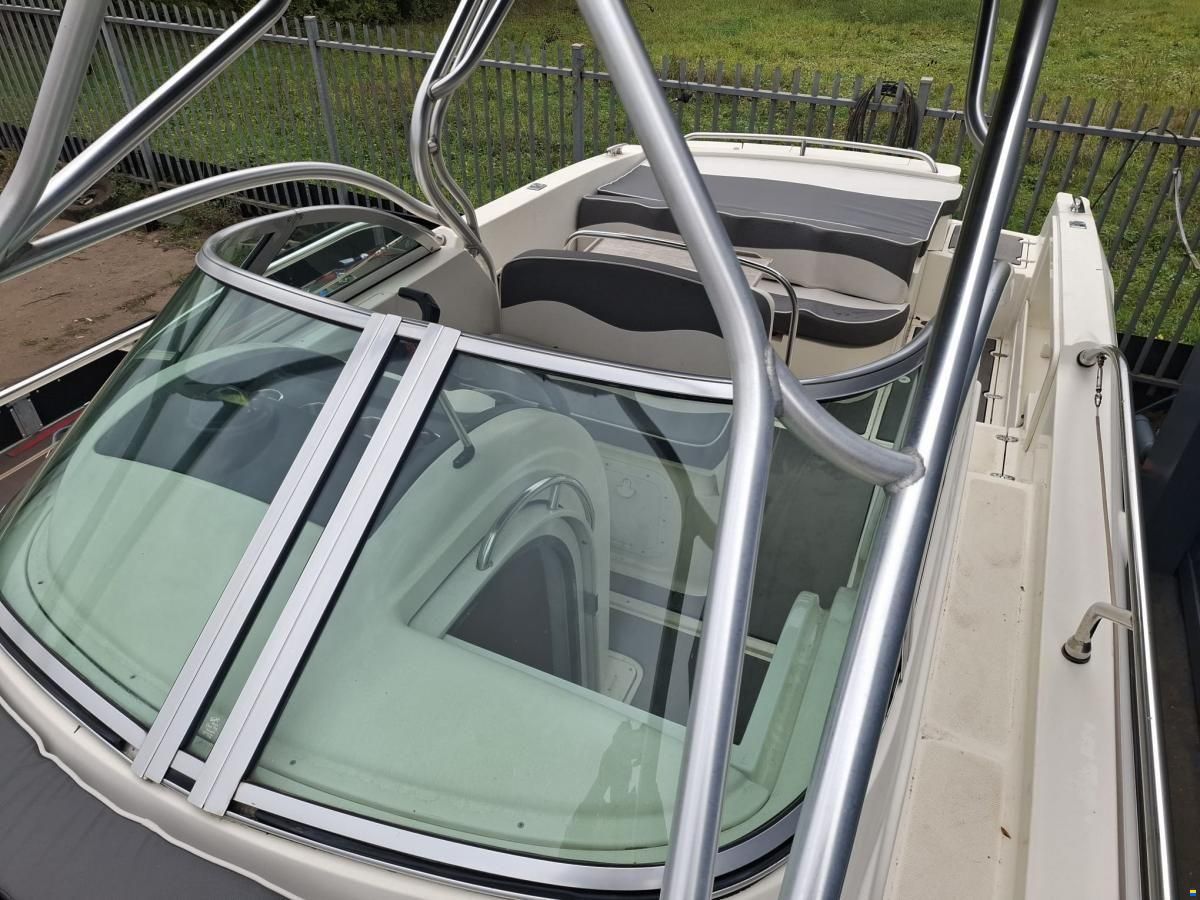 RANCRAFT RM-Yacht Ranieri RV-25 Console