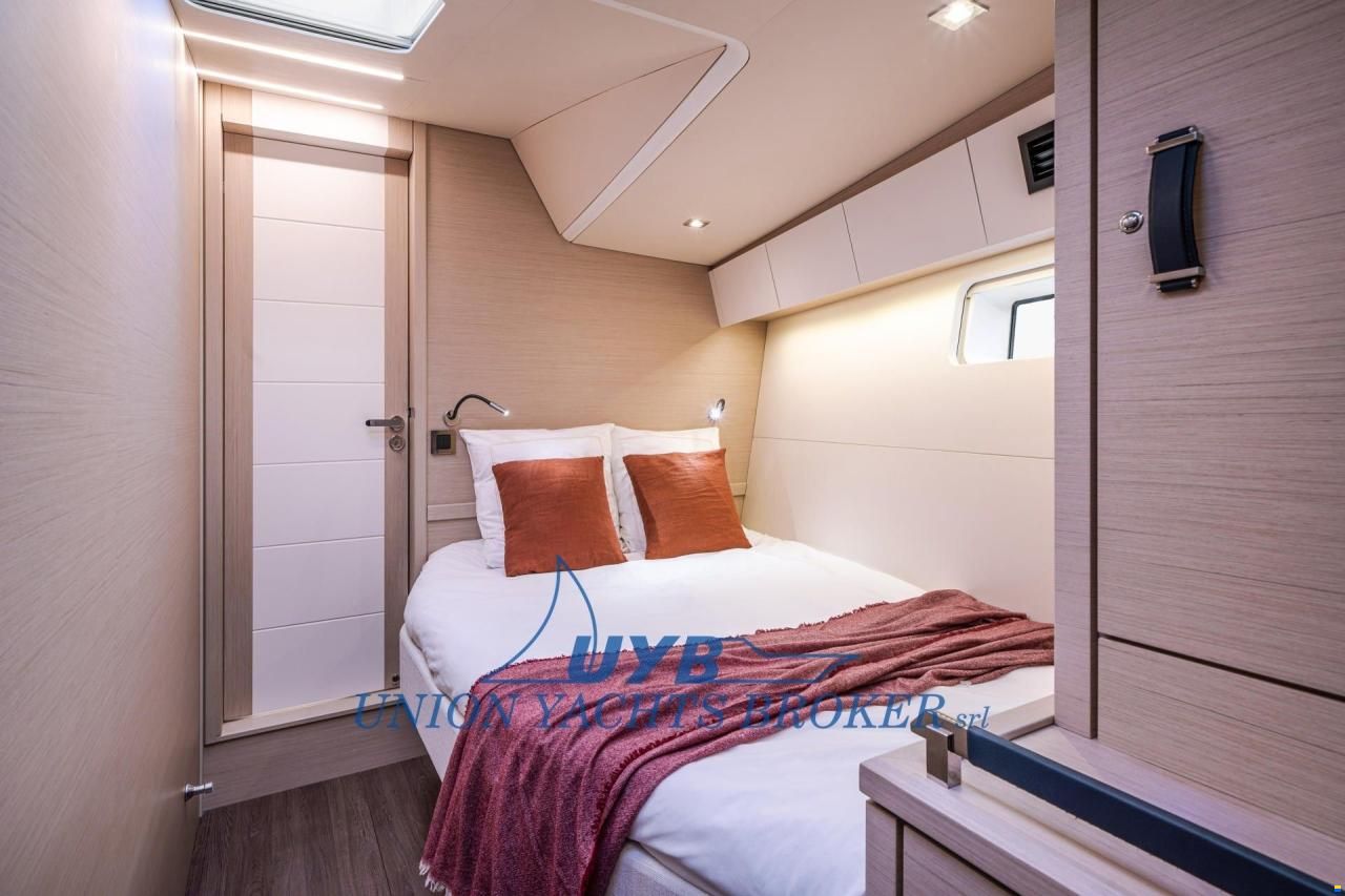 Jeanneau 65