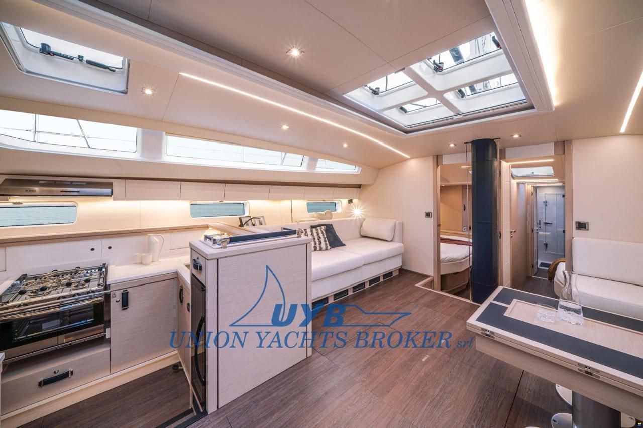 Jeanneau 65
