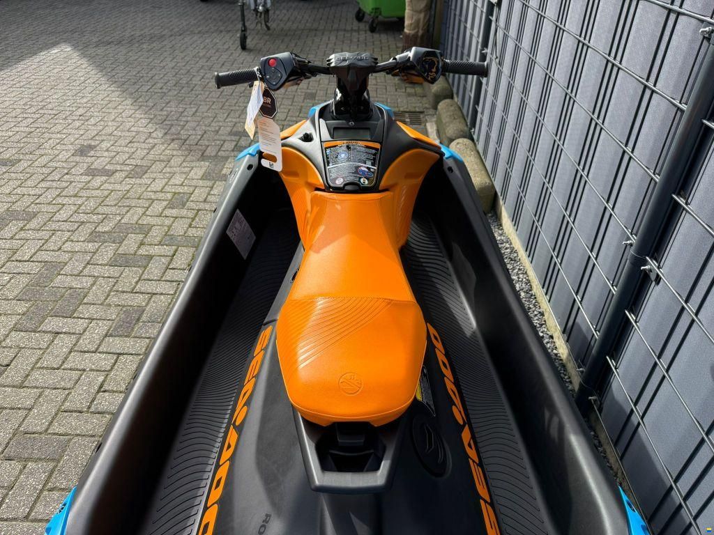 Sea-Doo Spark Trixx 90 1UP