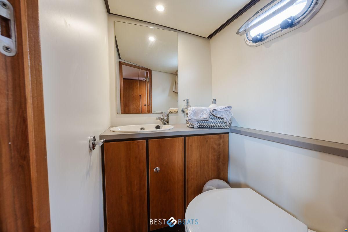 Linssen Grand Sturdy 34.9 AC