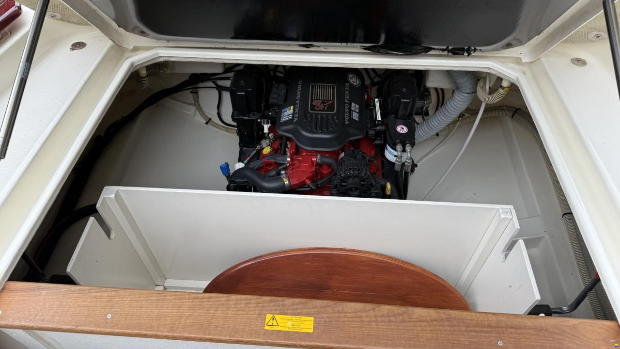 Jeanneau Runabout 755