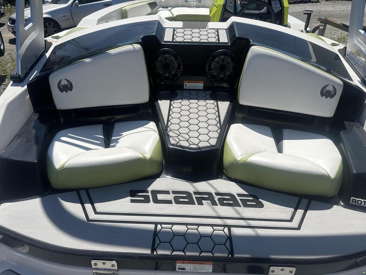 Scarab 165