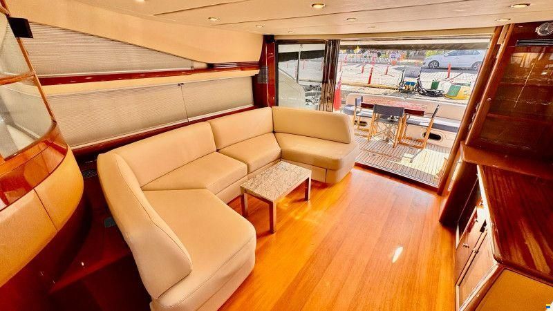 Princess 67 Fly