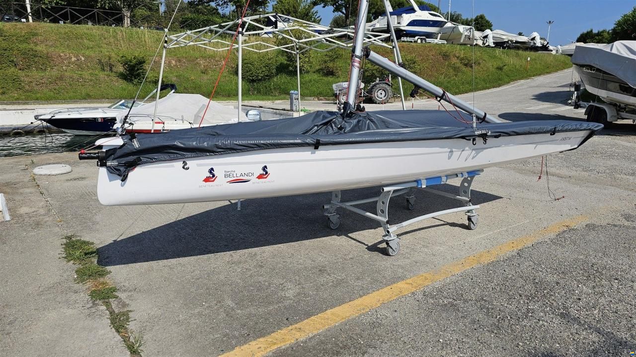 Beneteau FIRST 14