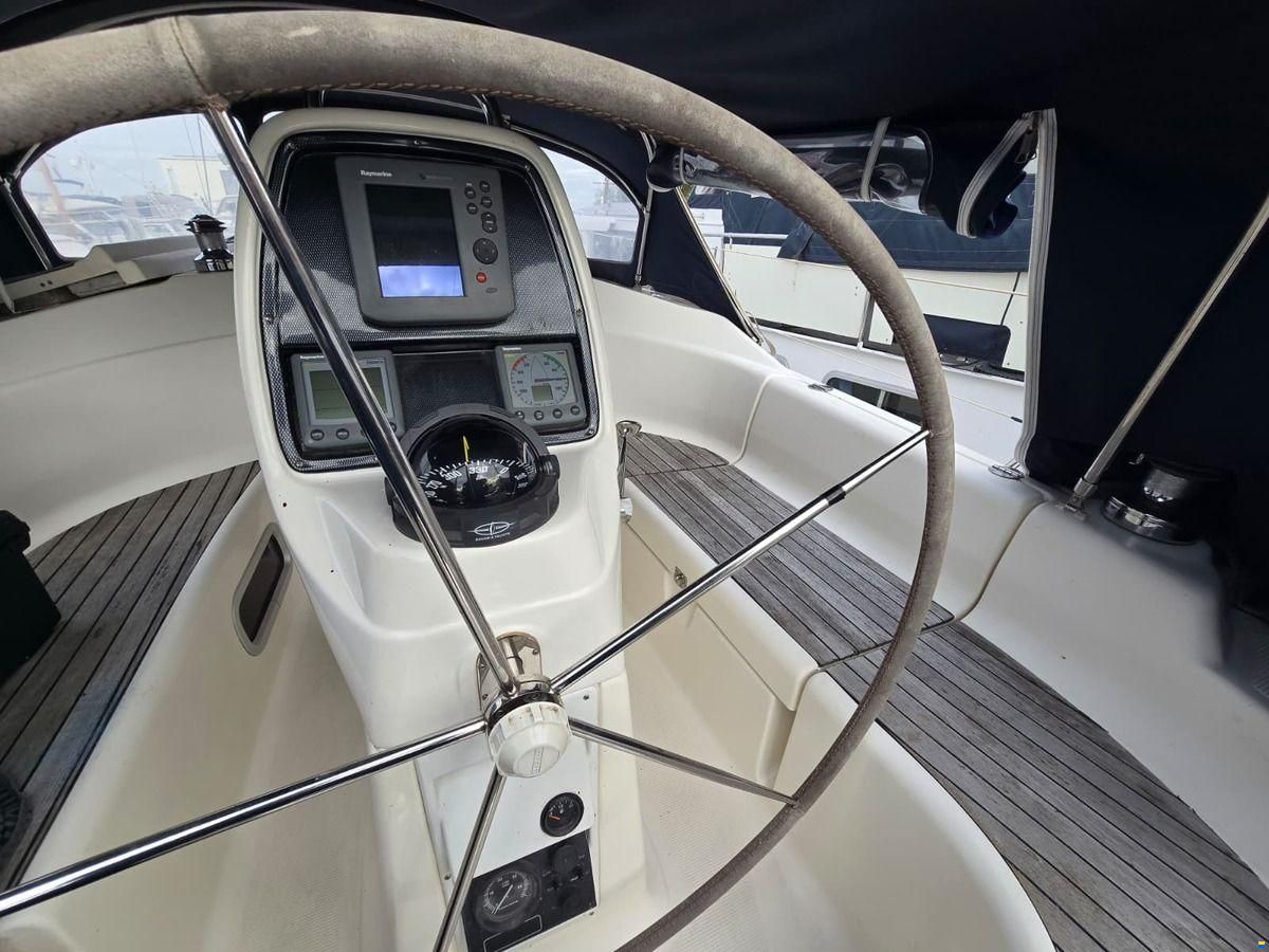 Bavaria 30