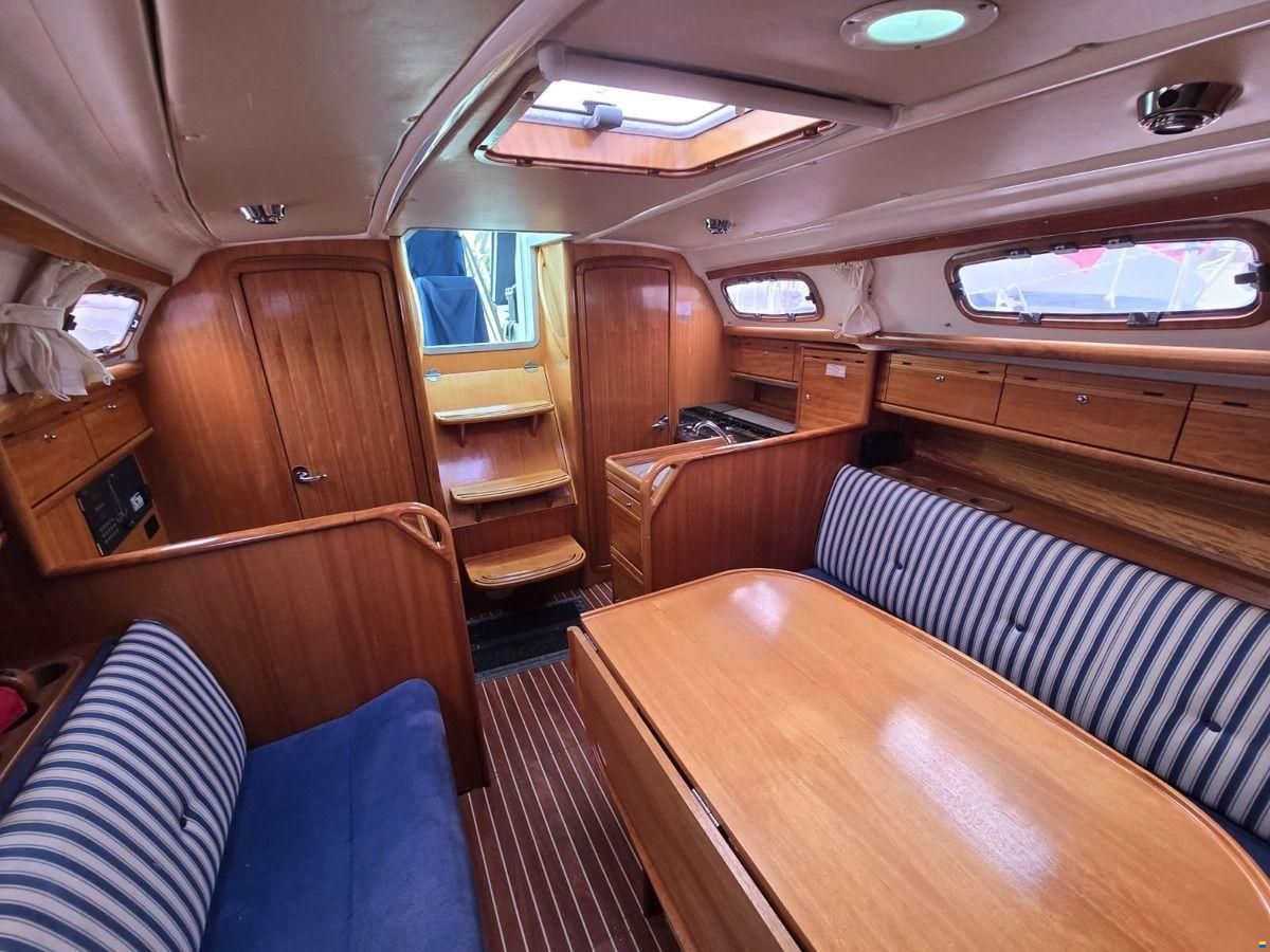 Bavaria 30