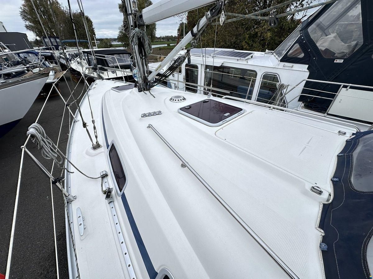 Bavaria 30