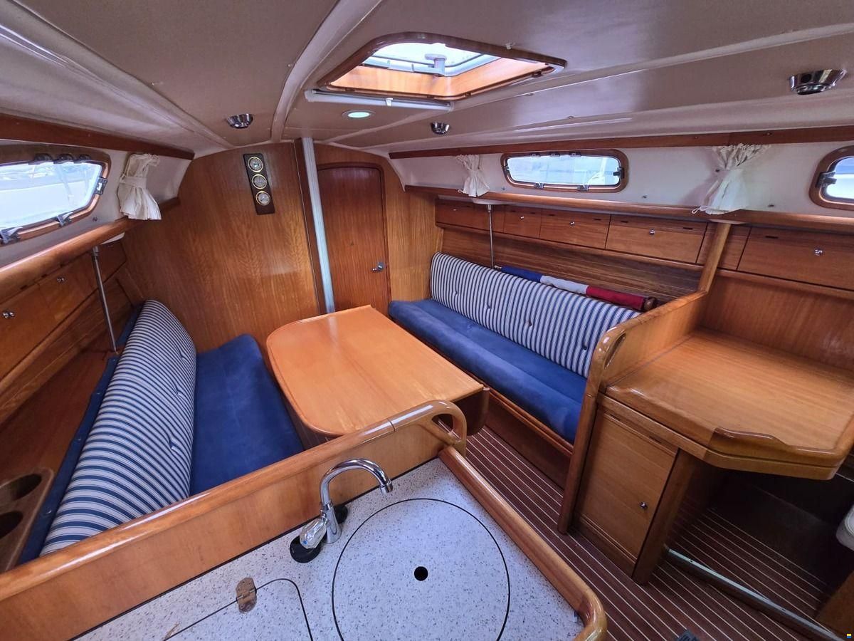 Bavaria 30