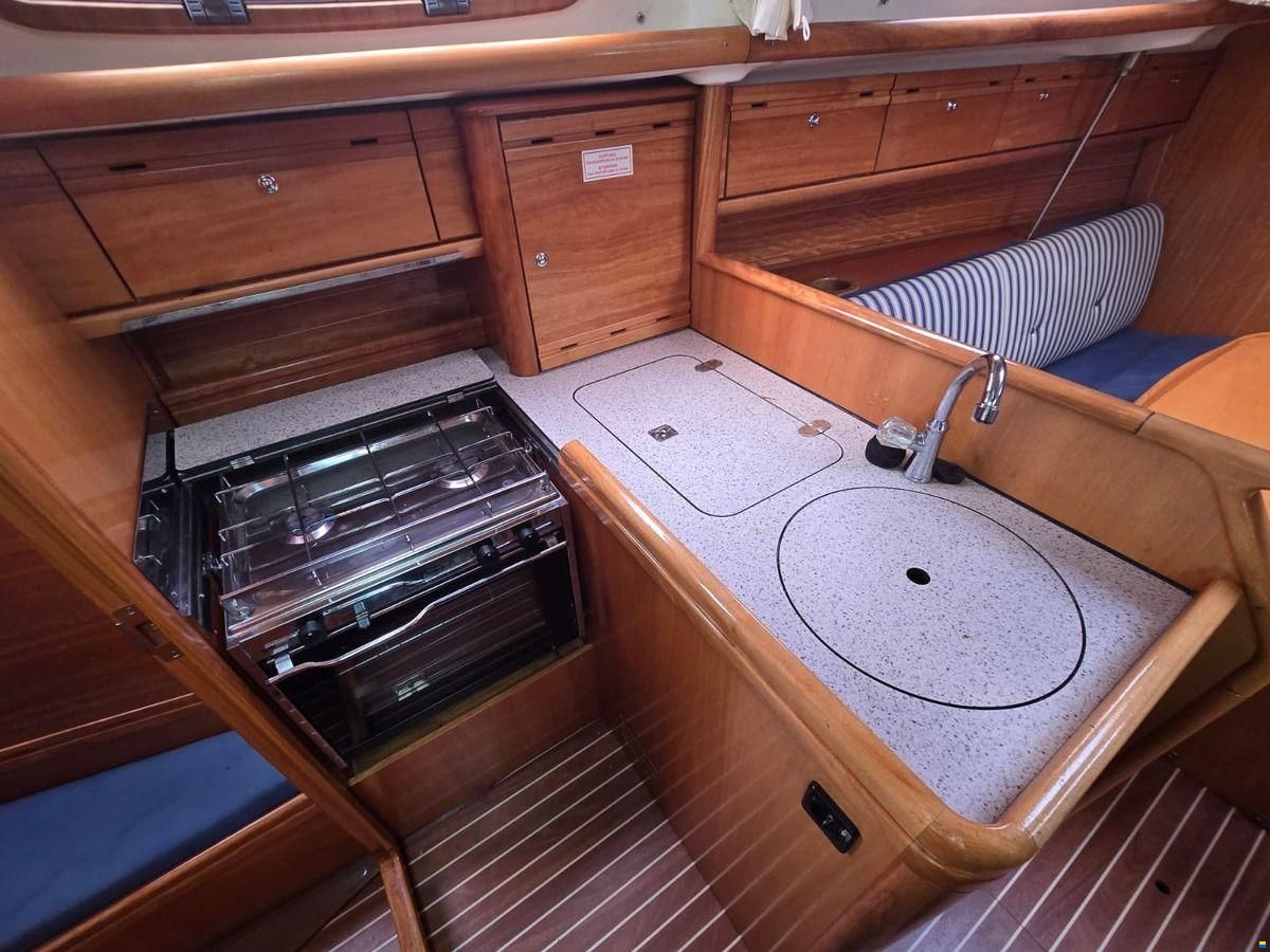Bavaria 30