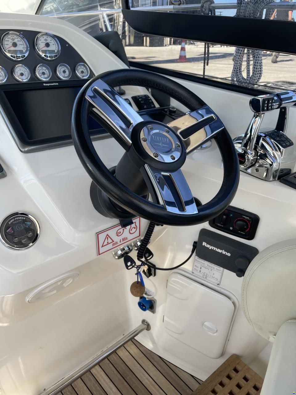 Bavaria 34HT