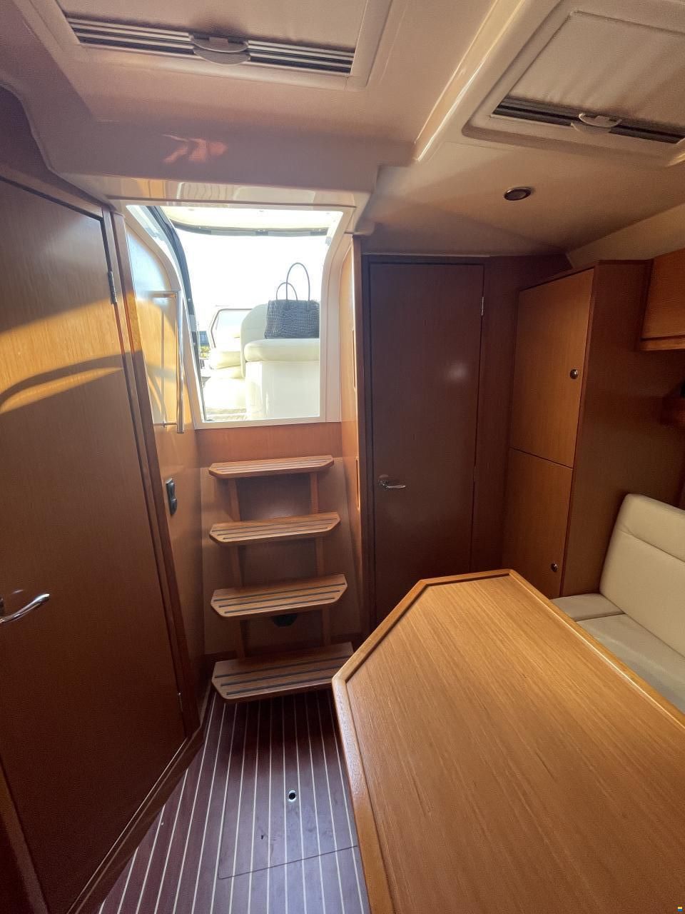 Bavaria 34HT