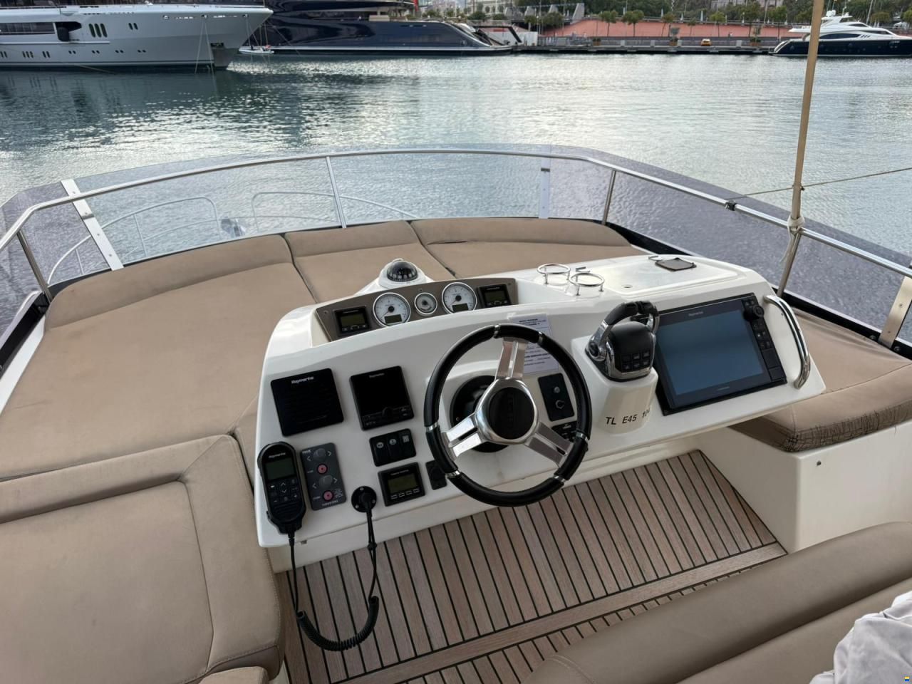 2011 Prestige 510, EUR 320,000