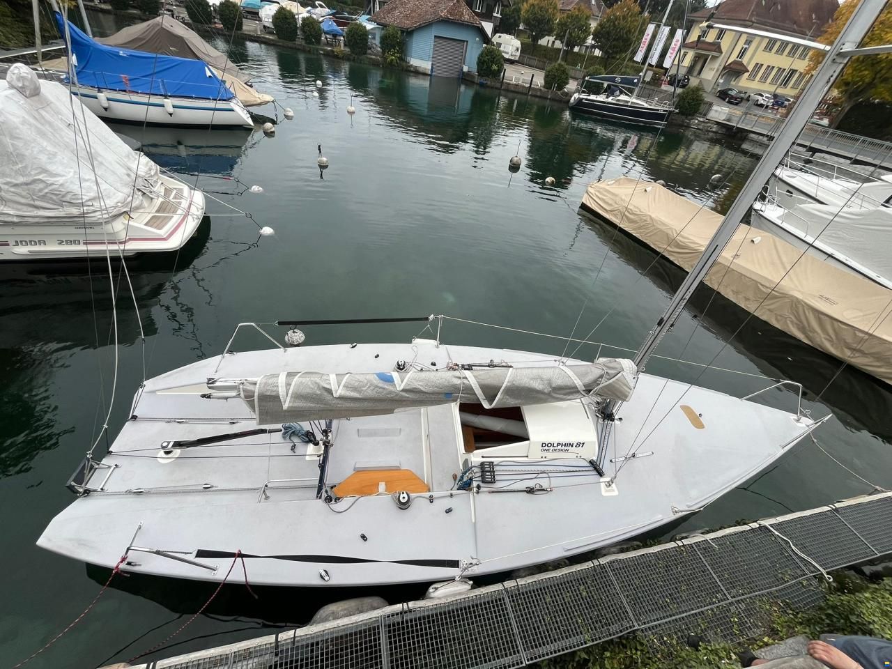 Maxi Dolphin Dolphin 81