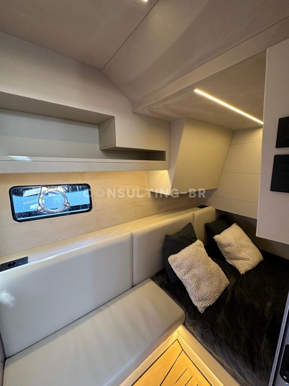 Focus Motor Yacht 3X