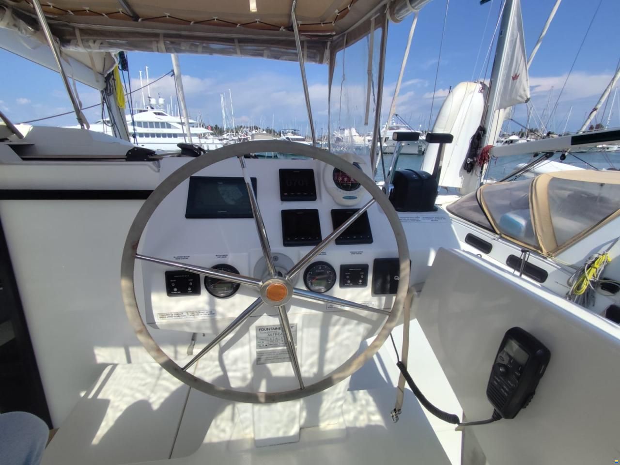 Fountaine Pajot Astrea 42