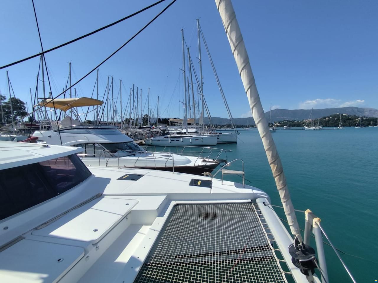 Fountaine Pajot Astrea 42