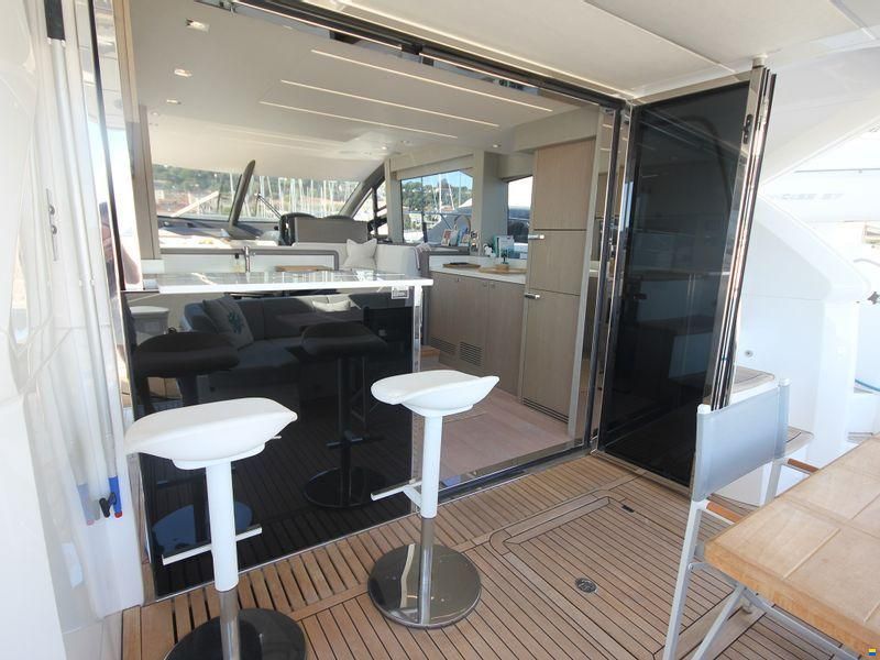 Sunseeker Manhattan 52