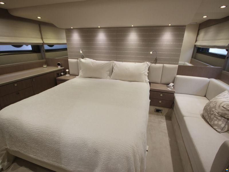 Sunseeker Manhattan 52
