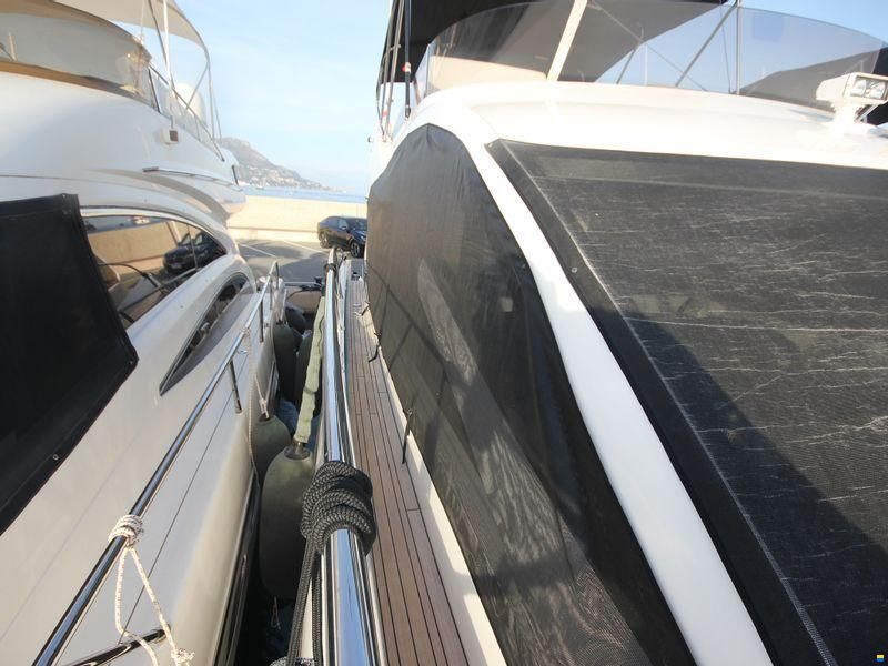 Sunseeker Manhattan 52