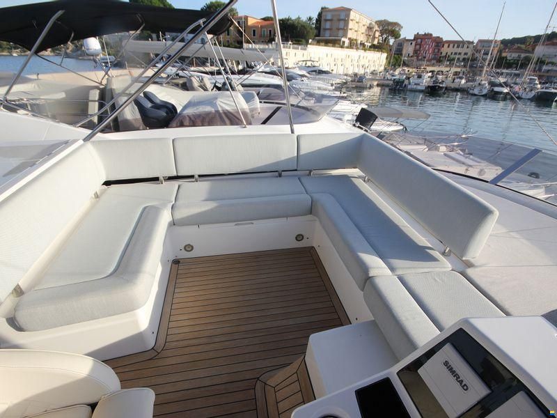 Sunseeker Manhattan 52