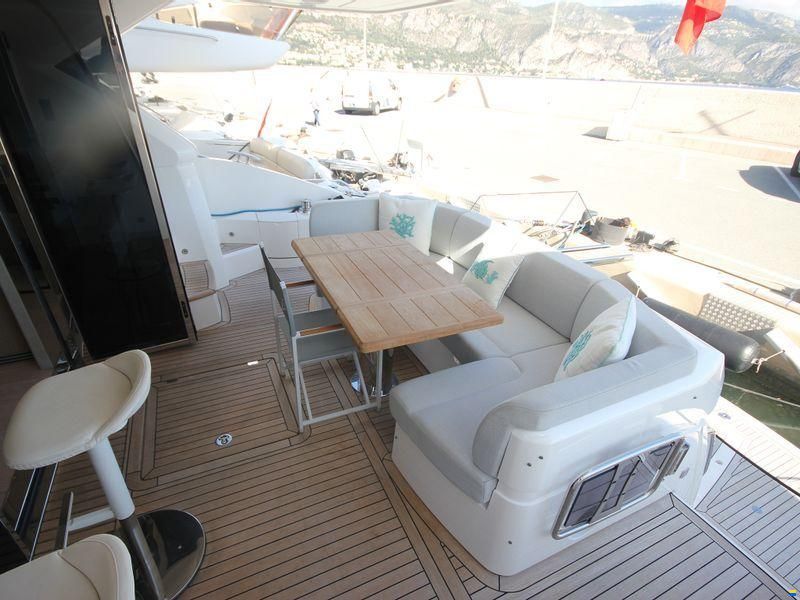 Sunseeker Manhattan 52