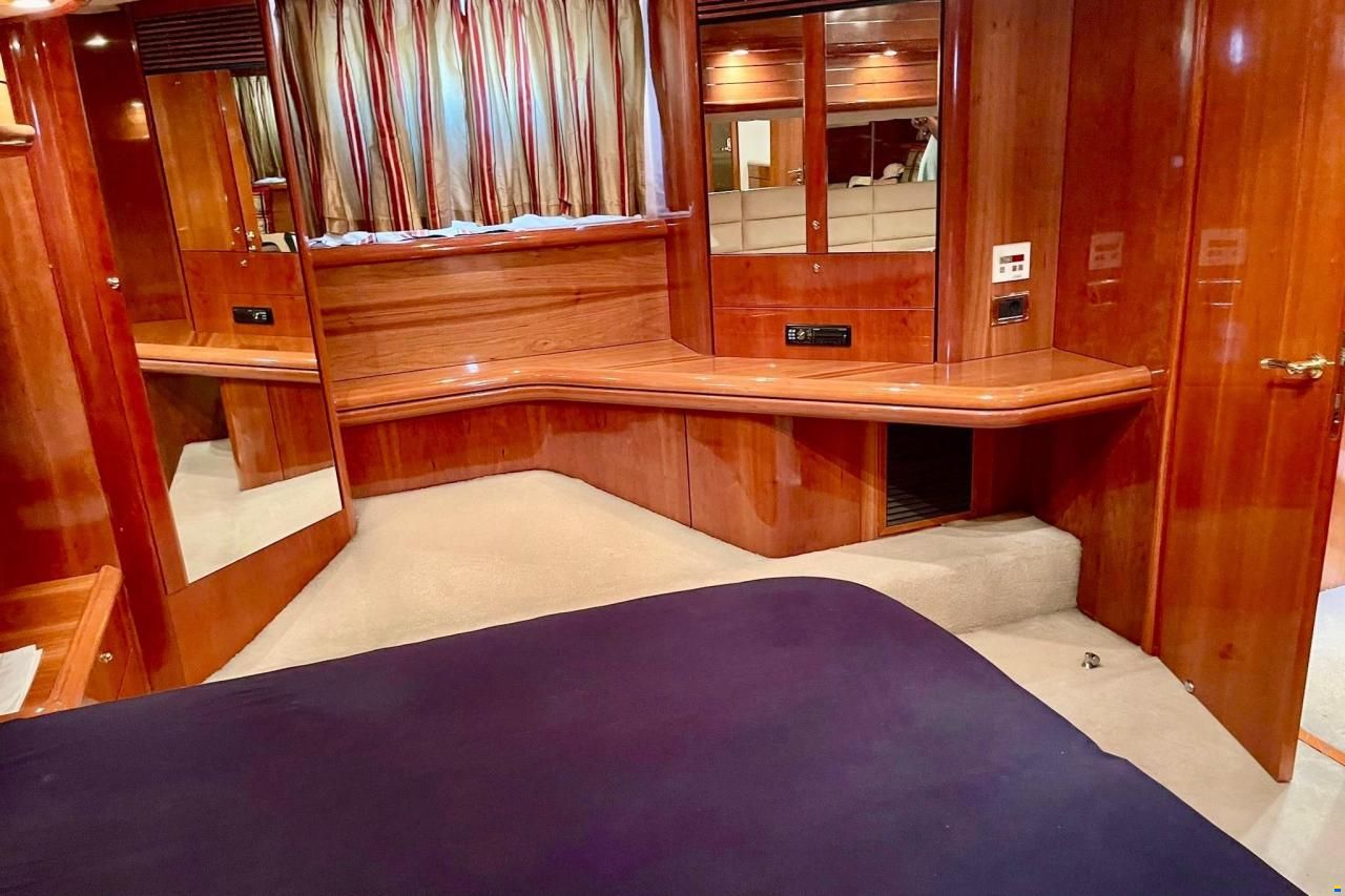 Sunseeker Manhattan 64